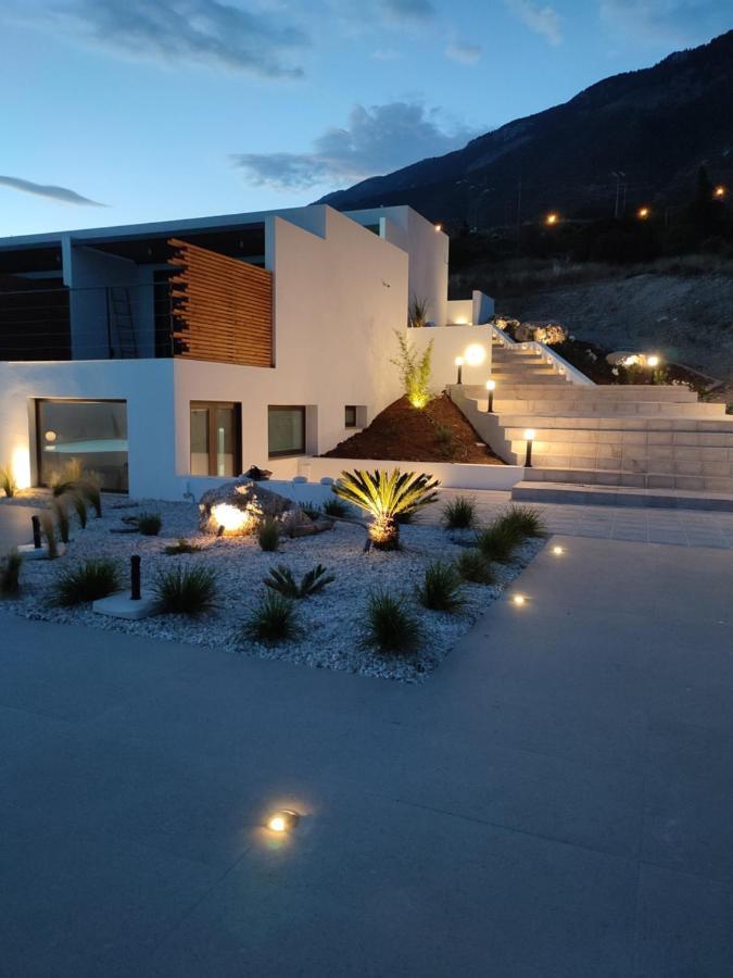 Kefalonian Escape Suites Valeriános Екстериор снимка