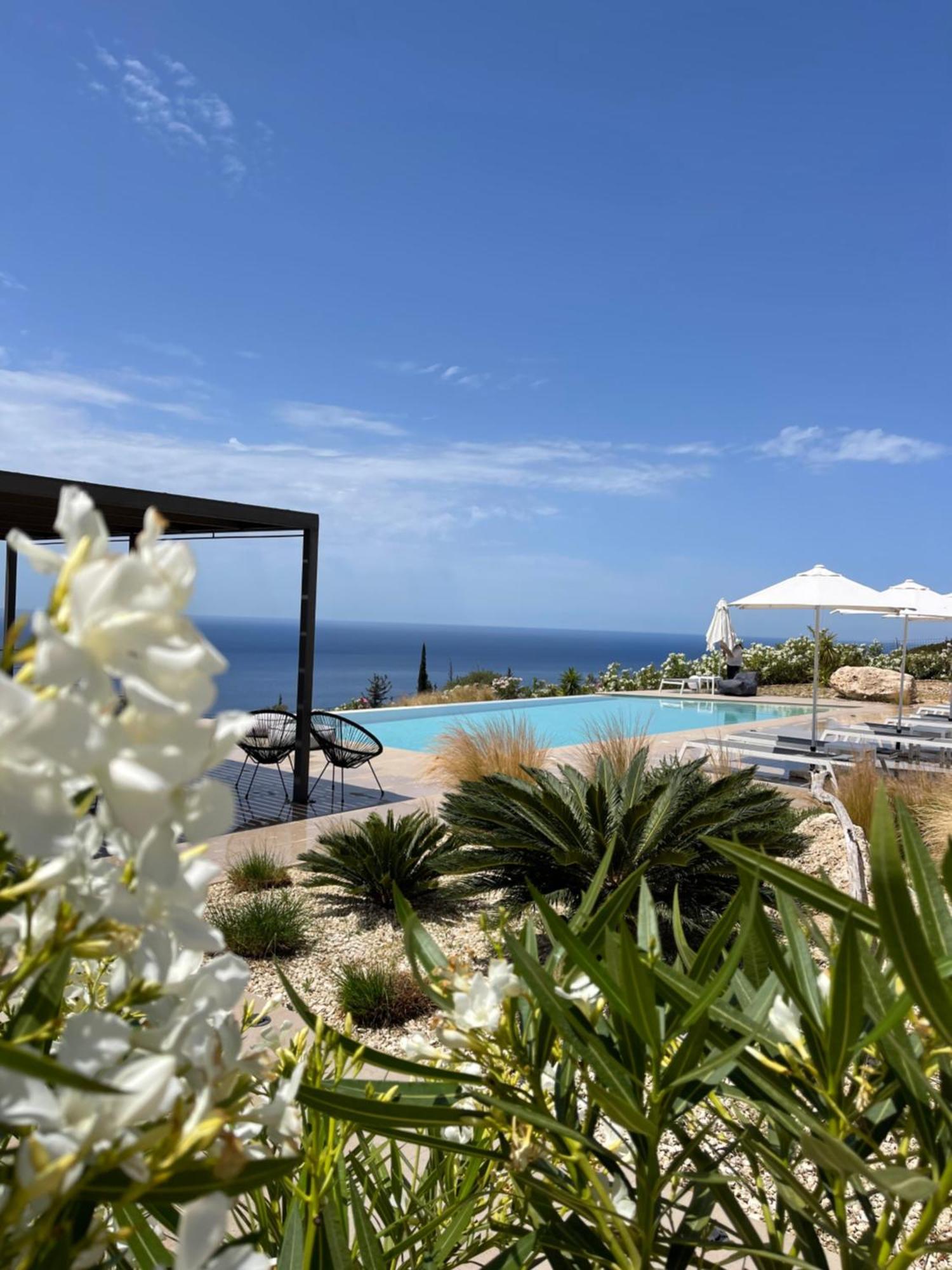 Kefalonian Escape Suites Valeriános Екстериор снимка